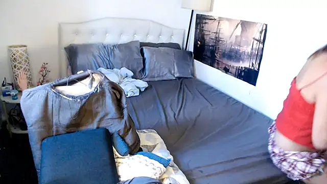 NinaDOM4CUM webcam