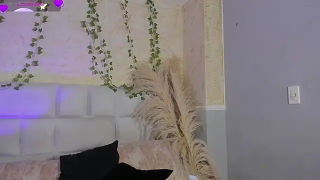 SarahLynn7 webcam