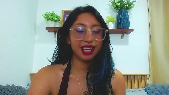 Violet_2003 webcam