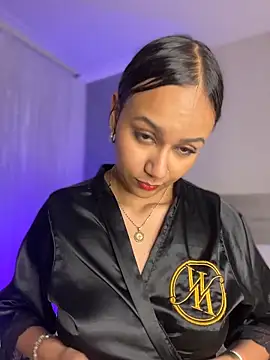 Watch MiilaBlake live on EroticFlix - High definition streams