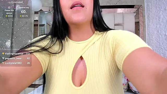 katleya_lewiis webcam