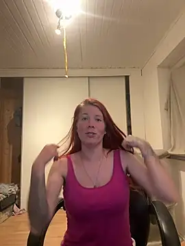 LisaLuxx webcam