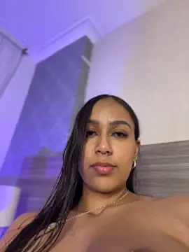 Watch MiilaBlake live on EroticFlix - High definition streams