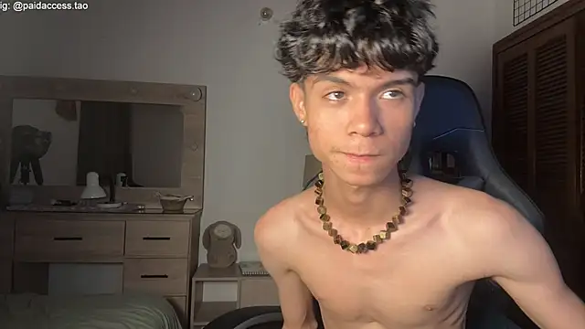 OopsAgain_ webcam