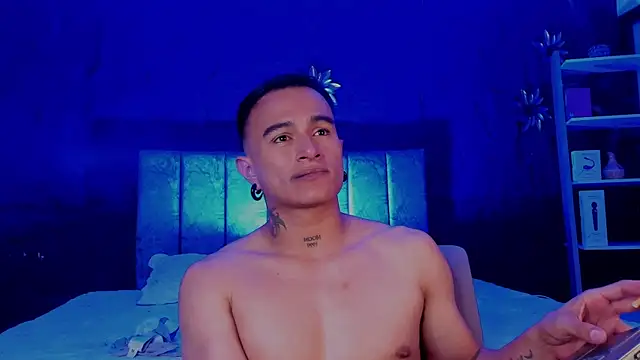 LiamDeep live cam on StripChat