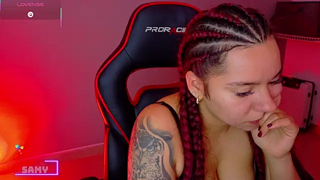 samantha_tattu webcam
