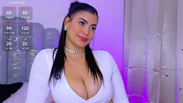 AlynAllen live cam on StripChat