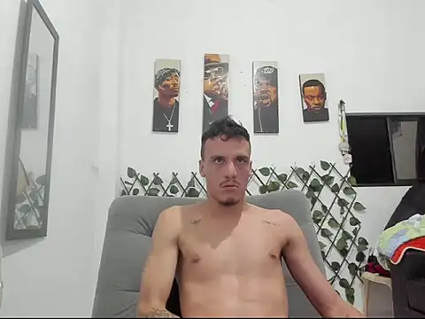 Latins_Boss webcam