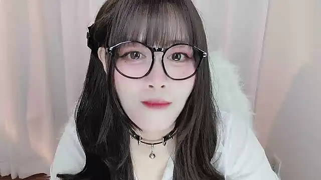 -zhuzhu-999- live cam on StripChat