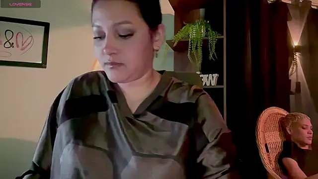 MarcellaGriffin webcam