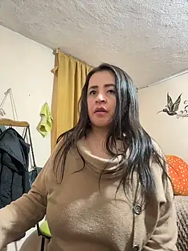 latinfemale - Latinfemale's free webcam - UK Sex Cams