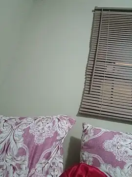 queenxdede live cam on StripChat