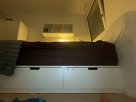 ccpzss live cam on StripChat