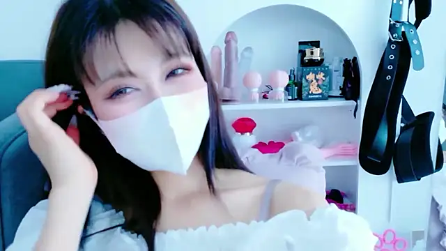 Watch -Nyanko-chan- live on EroticFlix - High definition streams