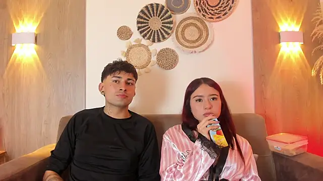 Kenji_n_Rousse live sex cam