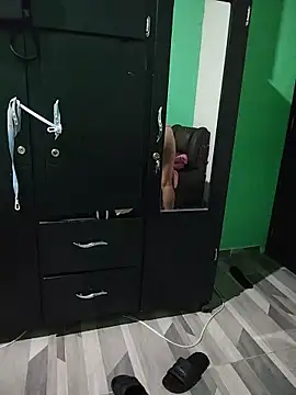 AngelicaStorms webcam