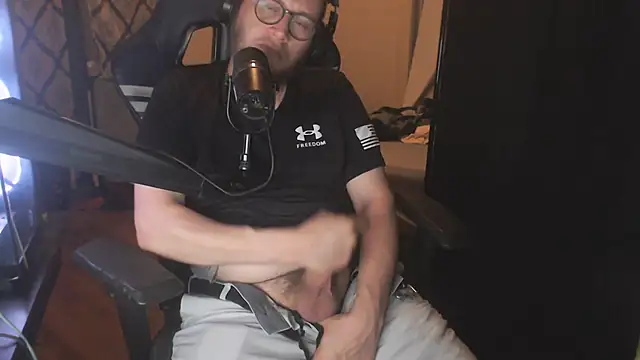 chicostick413 webcam