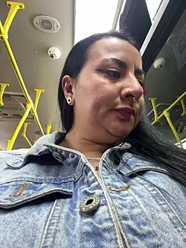 Abril_Luv webcam