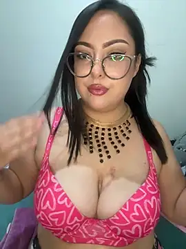 MileyGia webcam
