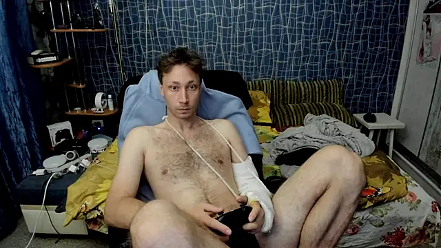 CuteBoy228 webcam