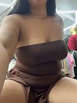 Miss_Bella_Flame webcam