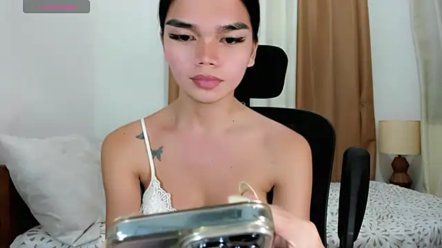 kendall_petite18 webcam