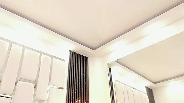 Maia_Clark520 webcam
