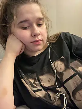 HornyGirlH