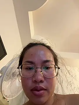 Ponthip webcam