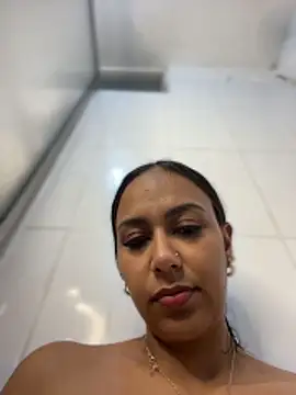 Watch MiilaBlake live on EroticFlix - High definition streams