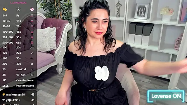 EmaBrownie webcam
