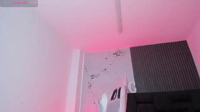 Chloemuaak webcam