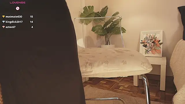 Jade-Naughty webcam