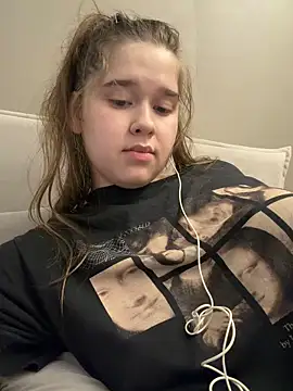 HornyGirlH
