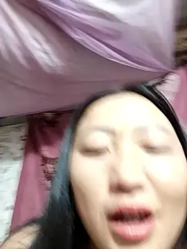 zhen-zo live cam on StripChat
