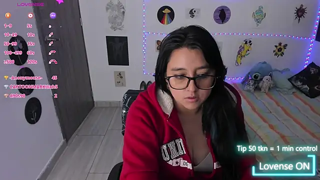 Cherry_blush_ live cam on StripChat