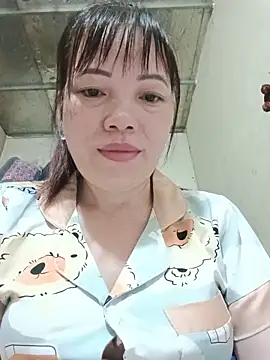 Sana-vn live cam on StripChat