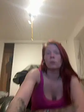 LisaLuxx webcam