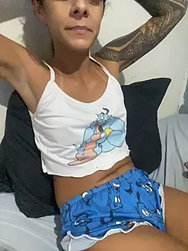 sabrinaneves live cam on StripChat