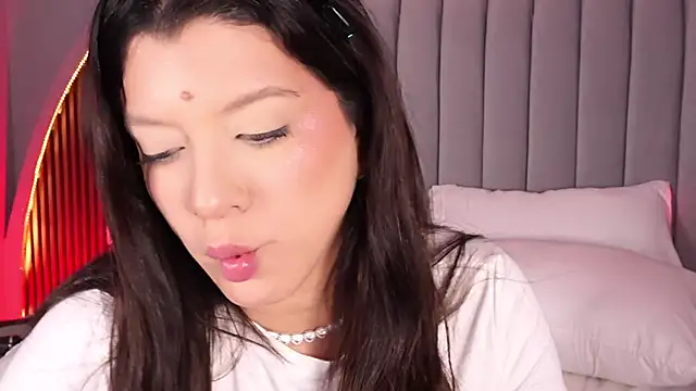 emperatriz_reyes webcam