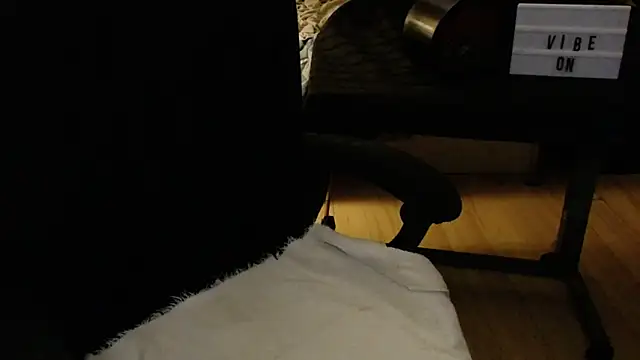 angecornuXO webcam