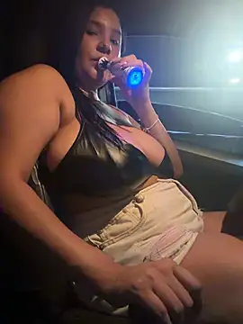 ValleryParker live cam on StripChat