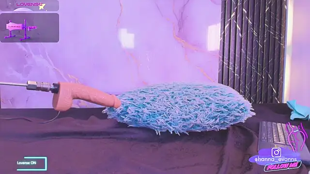 Modèle: Hanna_Evaanss