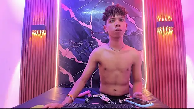 Amers_bigcock webcam