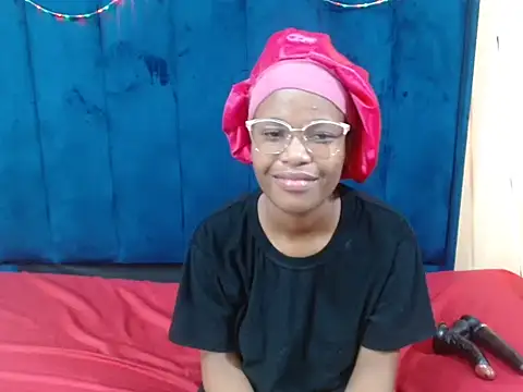 HotCreamyTea webcam stripchat model stream image