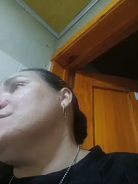 Zuleyka_69 webcam