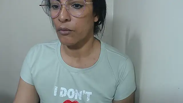 kateleyagrey webcam