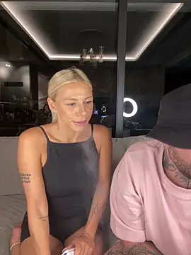 Watch SexOnMyLvL live on EroticFlix - High definition streams