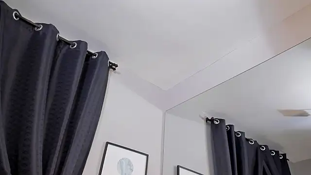 divine_sin webcam