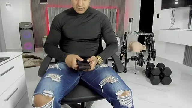 master_leather webcam